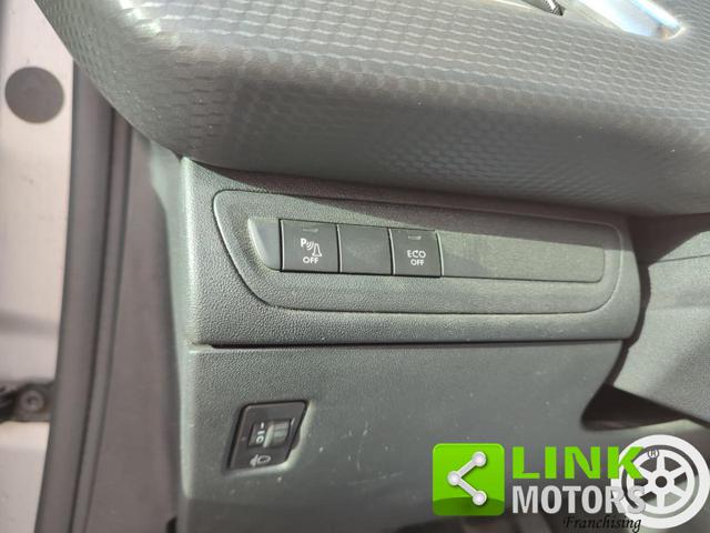 PEUGEOT 208 usata 27