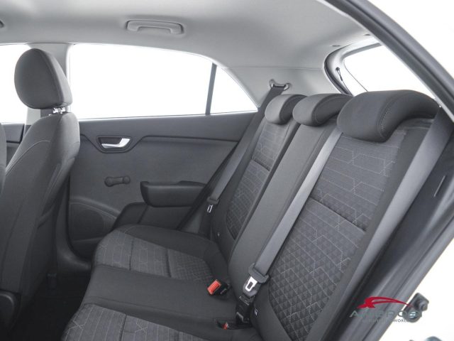 KIA Rio usata 9