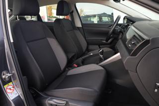 VOLKSWAGEN Taigo usata, con Cruise Control