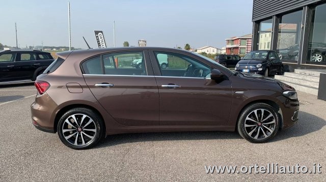 FIAT Tipo usata, con Telecamera per parcheggio assistito