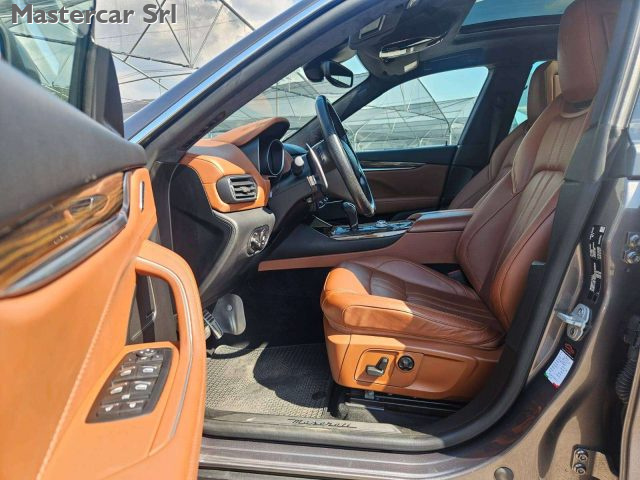 MASERATI Levante usata, con Climatizzatore