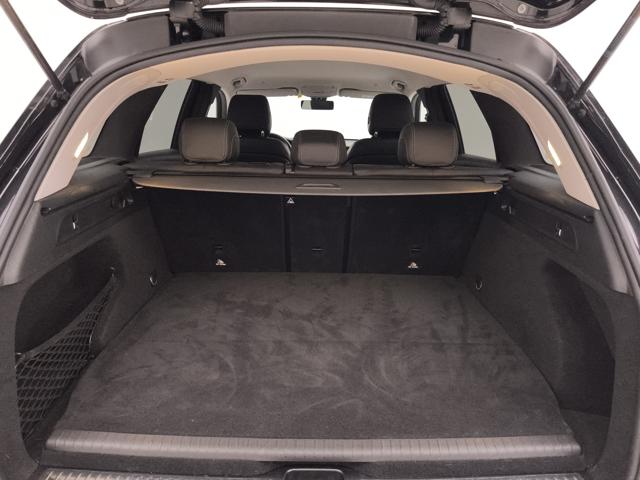 MERCEDES-BENZ GLC 300 usata, con Fari LED