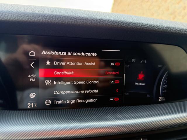 ALFA ROMEO Stelvio usata, con Luci diurne