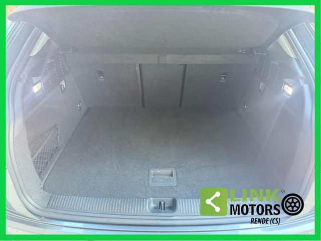 AUDI Q2 usata, con Specchietto retrovisore con funzione antiabbagliamento