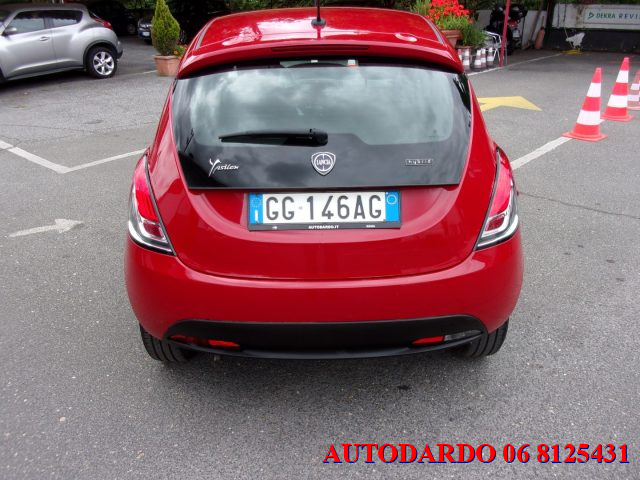LANCIA Ypsilon usata, con Autoradio digitale