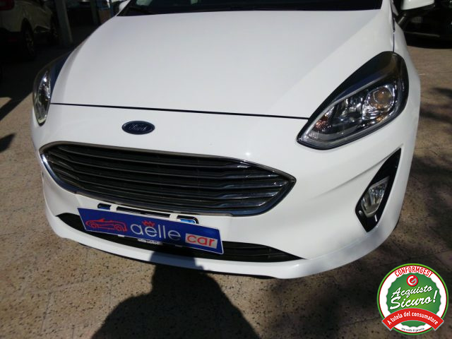 FORD Fiesta usata, con Sensori di parcheggio posteriori
