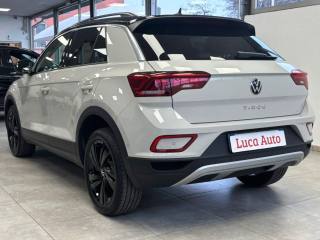 VOLKSWAGEN T-Roc usata, con Autoradio