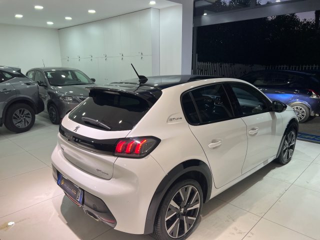 PEUGEOT 208 usata, con Fari Xenon