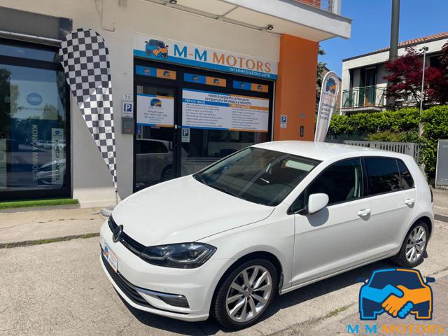 VOLKSWAGEN Golf usata, con Sensori di parcheggio posteriori