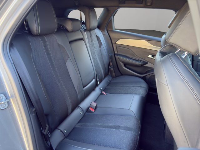 PEUGEOT 308 usata, con Autoradio digitale