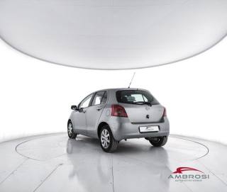 TOYOTA Yaris usata 3