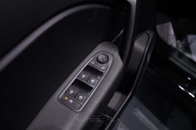 RENAULT Captur usata, con Volante multifunzione