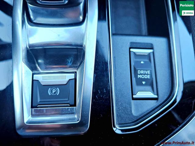 PEUGEOT 3008 usata, con USB