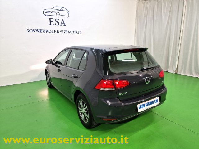 VOLKSWAGEN Golf usata, con ESP