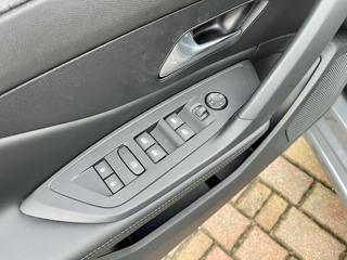 PEUGEOT 308 usata, con Chiusura centralizzata telecomandata