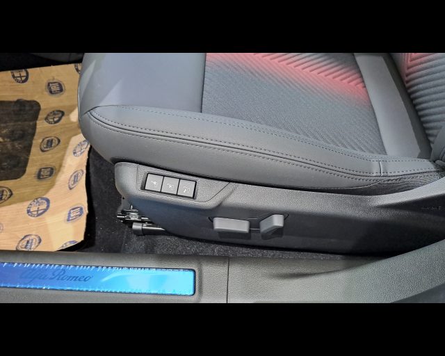 ALFA ROMEO Junior usata, con Sensore di pioggia