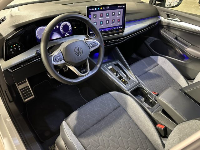 VOLKSWAGEN Golf usata, con Autoradio