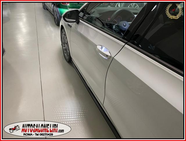 VOLKSWAGEN Golf usata, con MP3