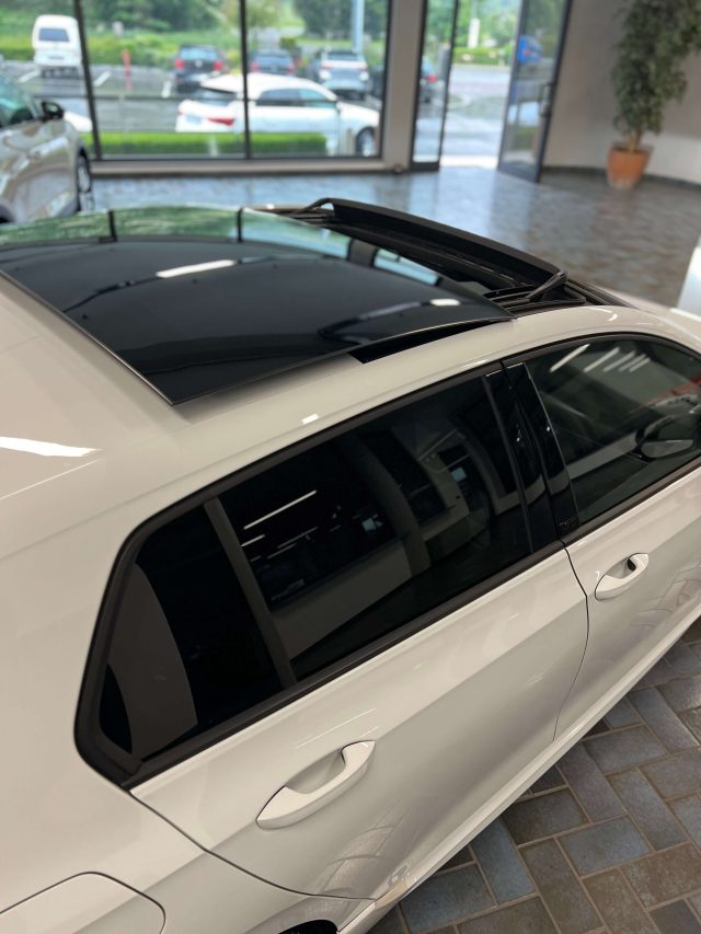 VOLKSWAGEN Golf usata, con Regolazione elettrica sedili