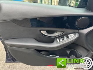 MERCEDES-BENZ C 220 usata, con Chiusura centralizzata