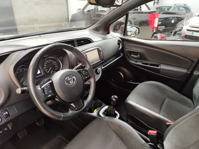 TOYOTA Yaris usata 13