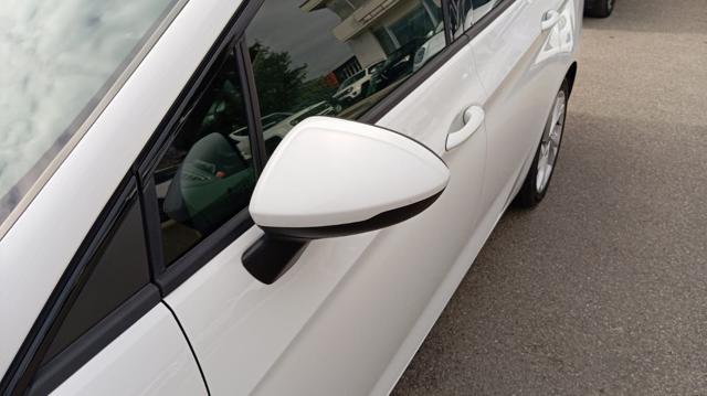 OPEL Astra usata, con USB