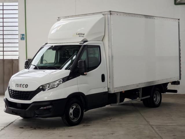 IVECO Daily usata, con Autoradio