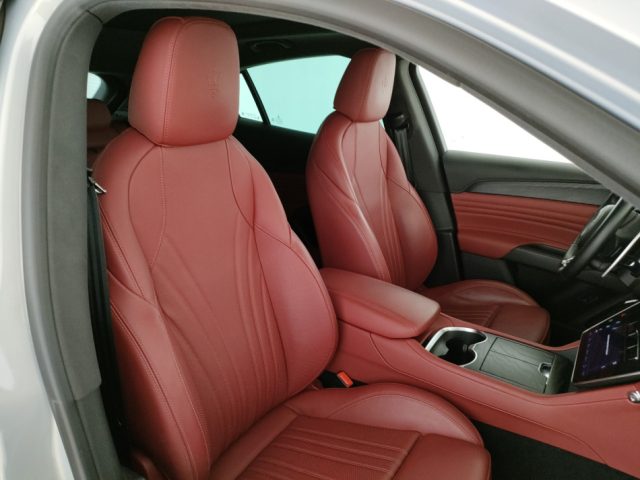 MASERATI Grecale usata, con Regolazione elettrica sedili