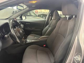 TOYOTA C-HR usata, con Autoradio