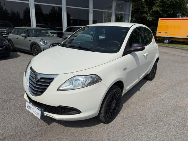 LANCIA Ypsilon usata, con Airbag