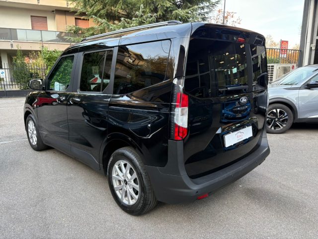 FORD Tourneo Courier usata, con Autoradio