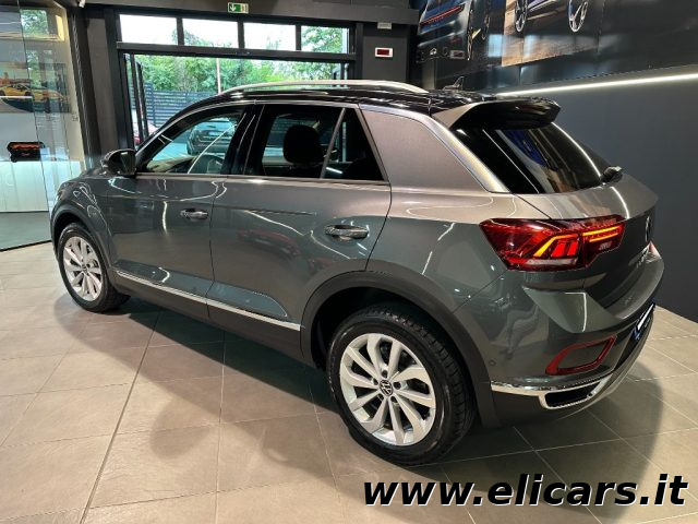 VOLKSWAGEN T-Roc usata, con Autoradio