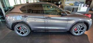 ALFA ROMEO Stelvio usata, con Alzacristalli elettrici