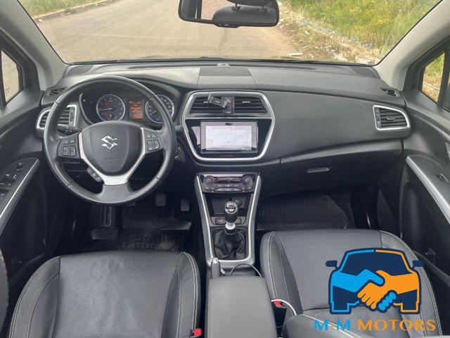SUZUKI S-Cross usata, con Specchietti laterali elettrici