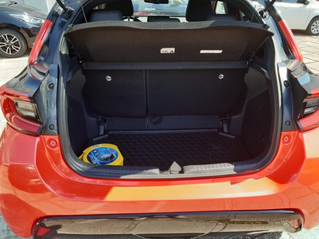 TOYOTA Yaris usata, con Controllo elettronico della corsia