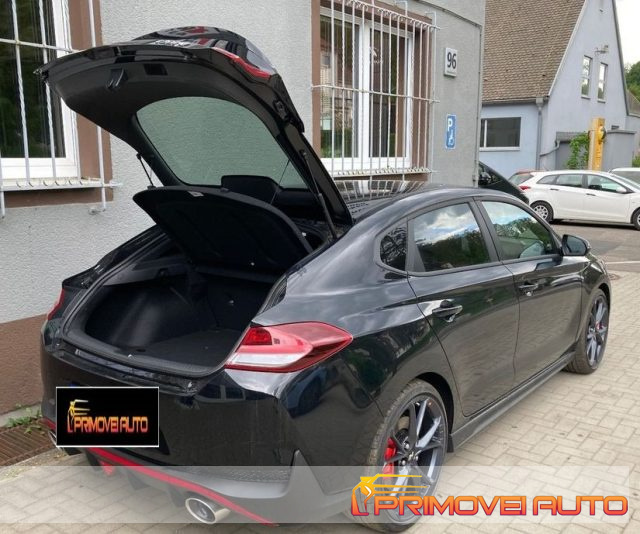 HYUNDAI i30 usata 11