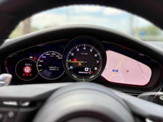 PORSCHE Panamera usata, con Park Distance Control