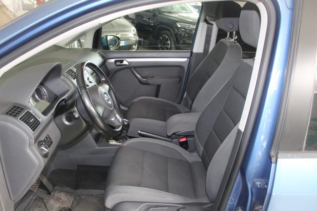 VOLKSWAGEN Touran usata, con Cerchi in lega