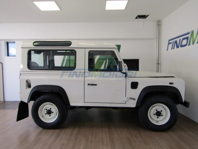LAND ROVER Defender usata 14