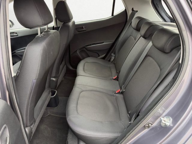 HYUNDAI i10 usata 10