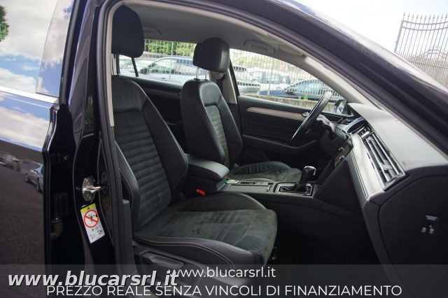 VOLKSWAGEN Passat usata 10