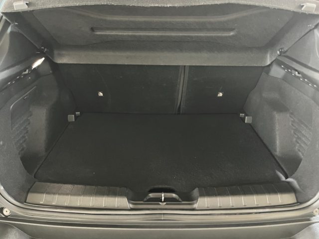 JEEP Avenger usata, con Sedile posteriore sdoppiato