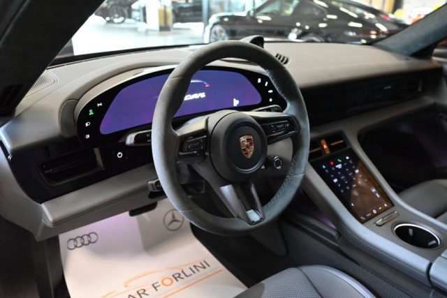 PORSCHE Taycan usata 129