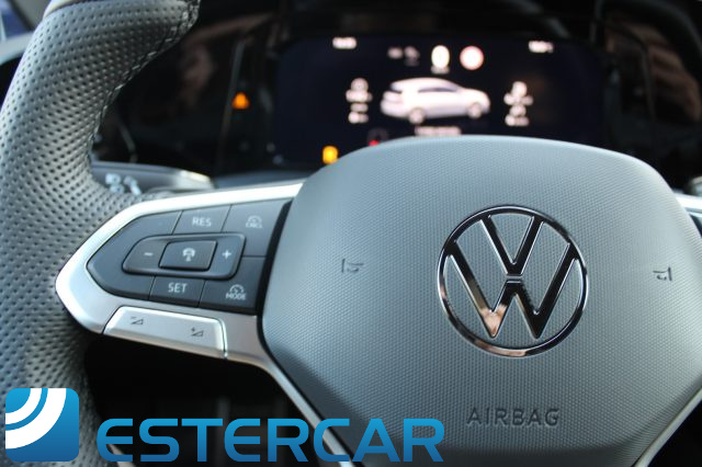 VOLKSWAGEN Golf usata, con Airbag testa