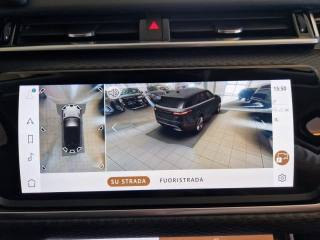 LAND ROVER Range Rover Velar usata, con Touch screen