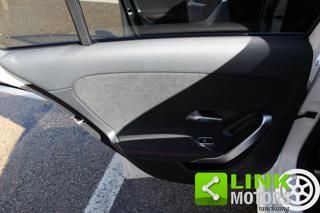 MERCEDES-BENZ A 200 usata, con Telecamera per parcheggio assistito