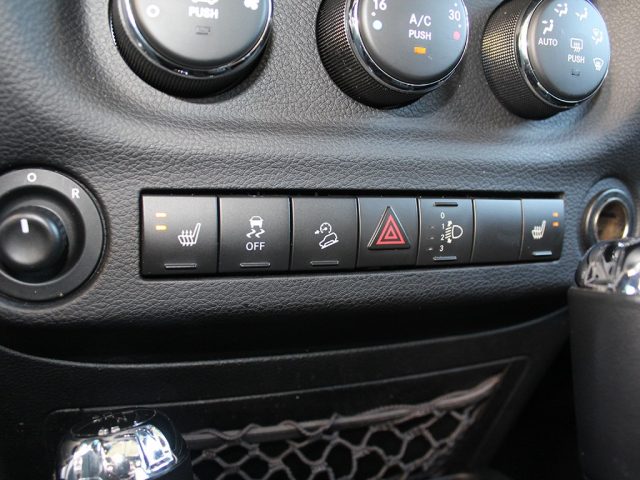 JEEP Wrangler usata, con Sedile posteriore sdoppiato