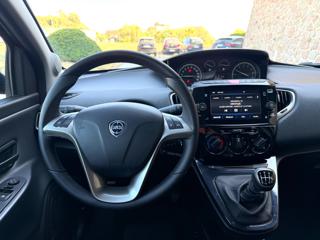 LANCIA Ypsilon usata, con ESP