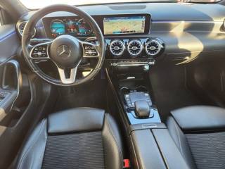 MERCEDES-BENZ A 180 usata, con Controllo automatico clima