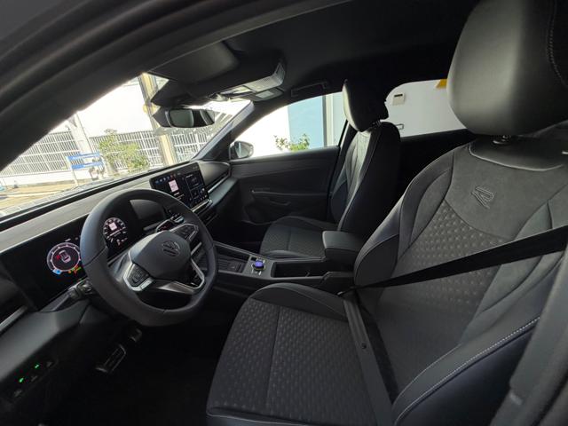 VOLKSWAGEN T-Roc usata 57